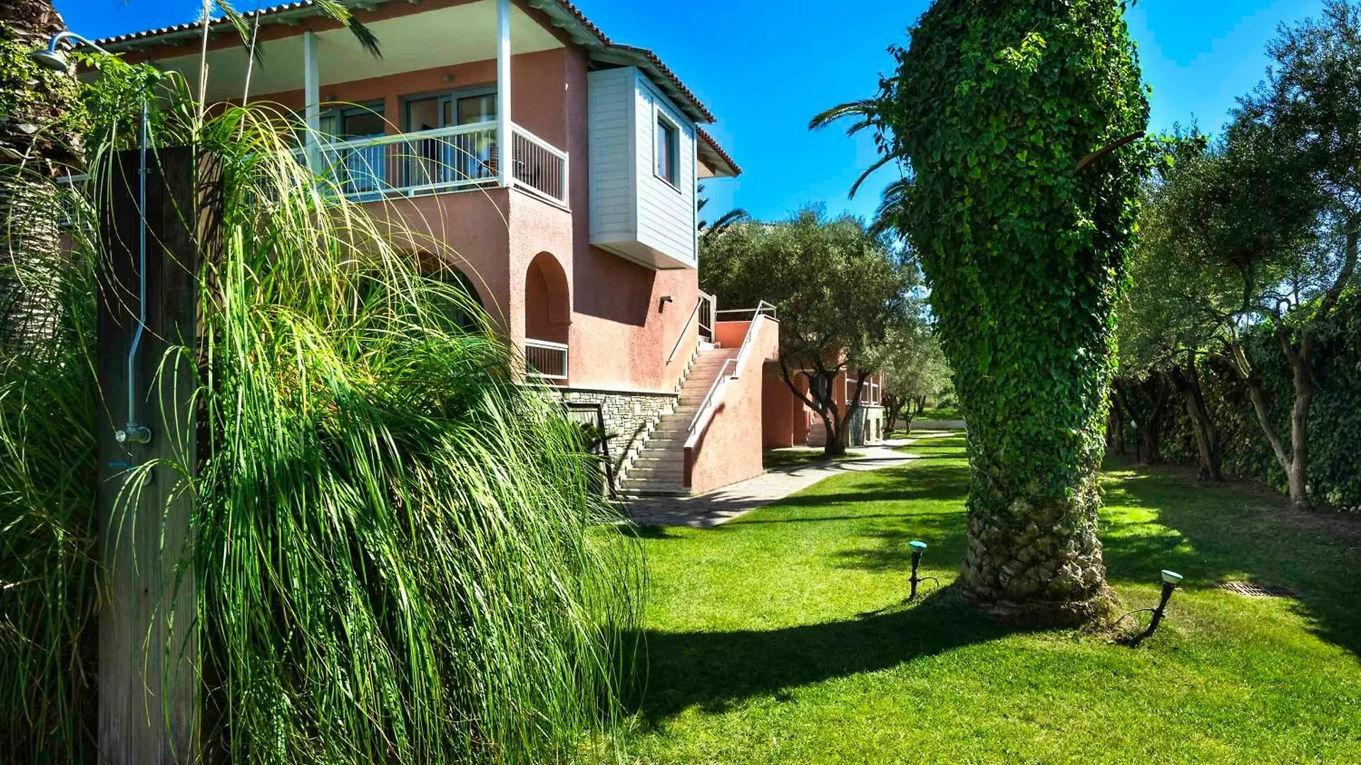 Hotel Hanioti Village Spa 3*,